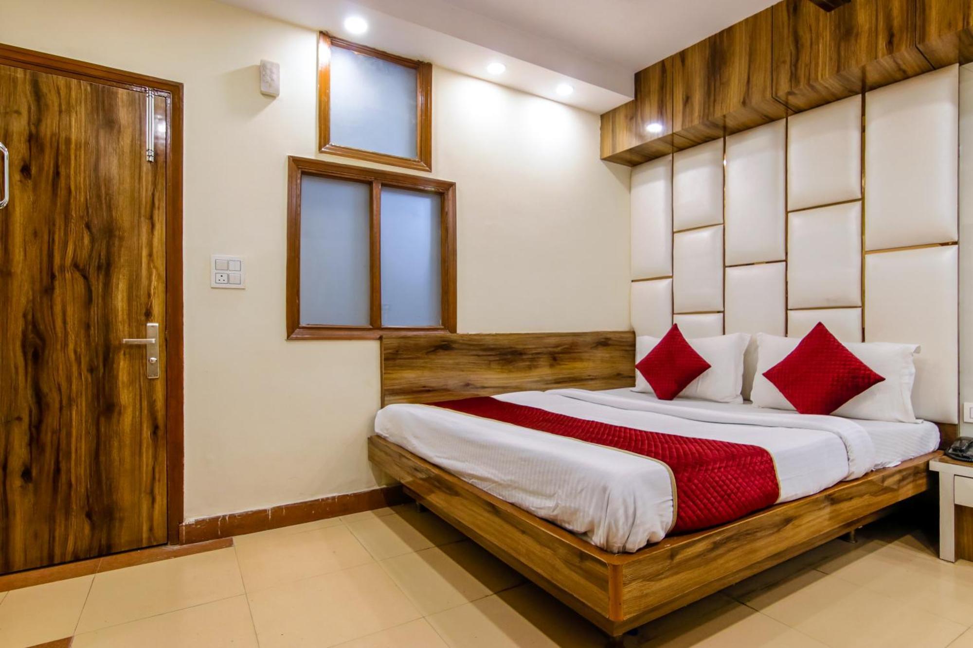Hotel Paradise Star Paharganj 3*