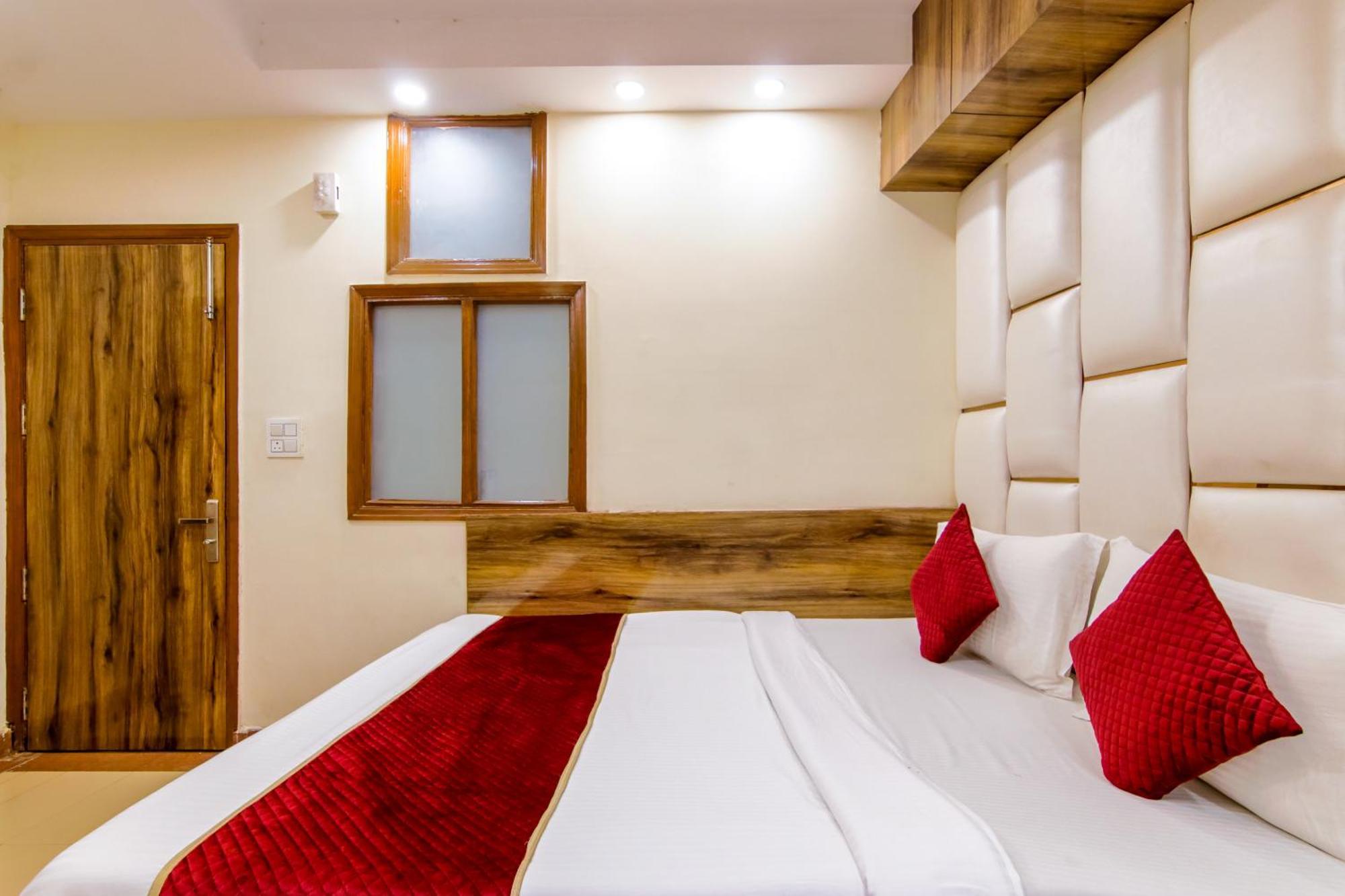 Paradise Star Paharganj Hotel