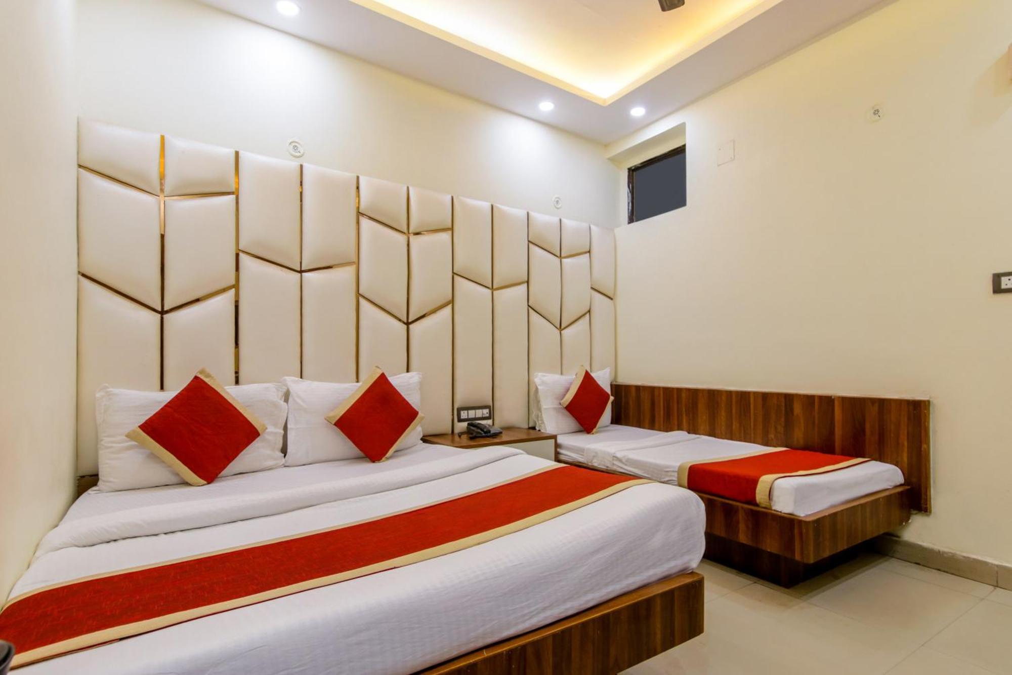 Hotel Paradise Star Paharganj New Delhi